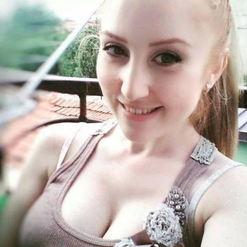 26 jarige vrouw zoekt sex in Genk, Vlaams-Limburg