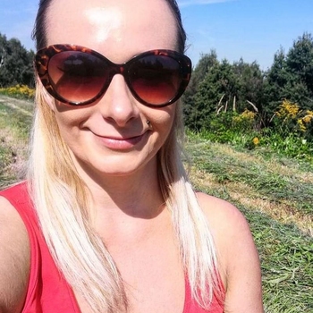 Dreambarbie, vrouw (34 jaar) wilt contact in Limburg