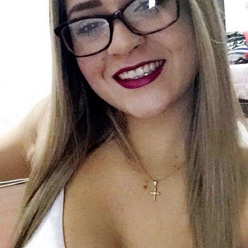 23 jarige vrouw zoekt seksueel contact in Utrecht