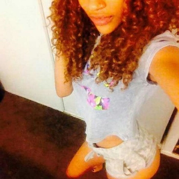 23 jarige vrouw zoekt seksueel contact in Flevoland