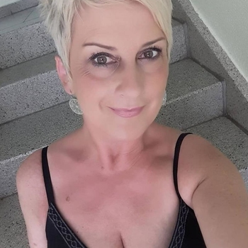 54 jarige vrouw zoekt seksueel contact in Utrecht