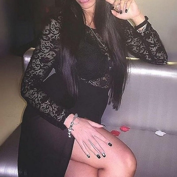 22 jarige vrouw zoekt seksueel contact in Utrecht