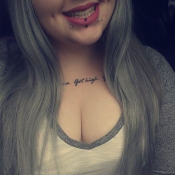 21 jarige vrouw zoekt seksueel contact in Groningen