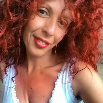 Vrouw (49) zoekt sex in Namen