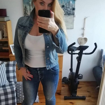 34 jarige vrouw zoekt seksueel contact in Overijssel