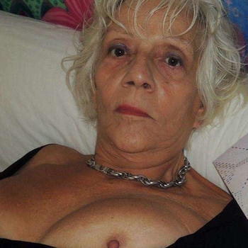 grannyxl, vrouw 68 jaar zoekt sex in Groningen