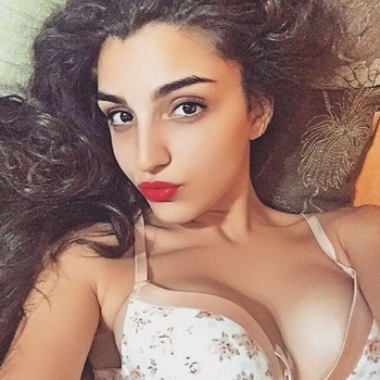 Vrouw (24) zoekt sex in Flevoland