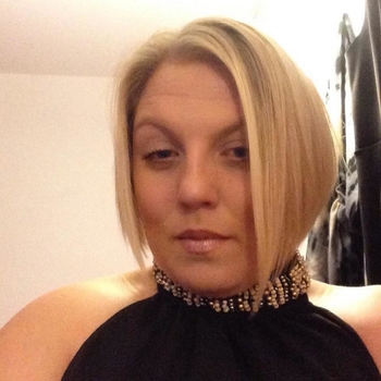 Vrouw (49) zoekt sex in Limburg