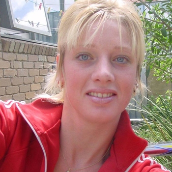 MaritaHier, vrouw (26 jaar) wilt contact in Friesland