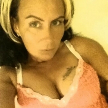 Vrouw (52) zoekt sex in Gelderland