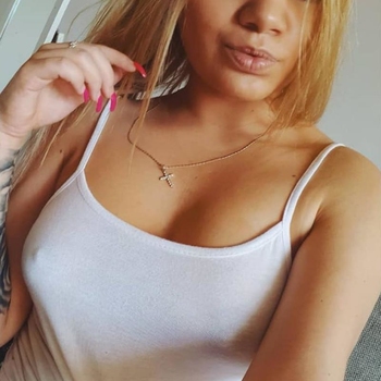 Sanda, vrouw (24 jaar) wilt contact in Utrecht