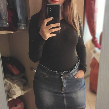 25 jarige vrouw zoekt seksueel contact in Zuid-Holland