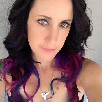 32 jarige vrouw zoekt seksueel contact in Limburg