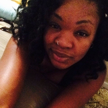 32 jarige vrouw zoekt seksueel contact in Overijssel