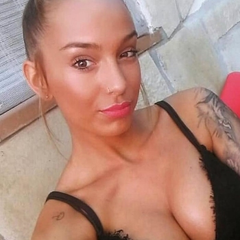 Vrouw (22) zoekt sex in Flevoland