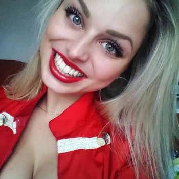 22 jarige vrouw zoekt seksueel contact in Utrecht