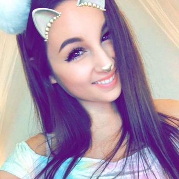 22 jarige vrouw zoekt seksueel contact in Utrecht